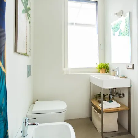 Tropical Micro Studio With Terrace And Duomo Views Milan Exterior photo